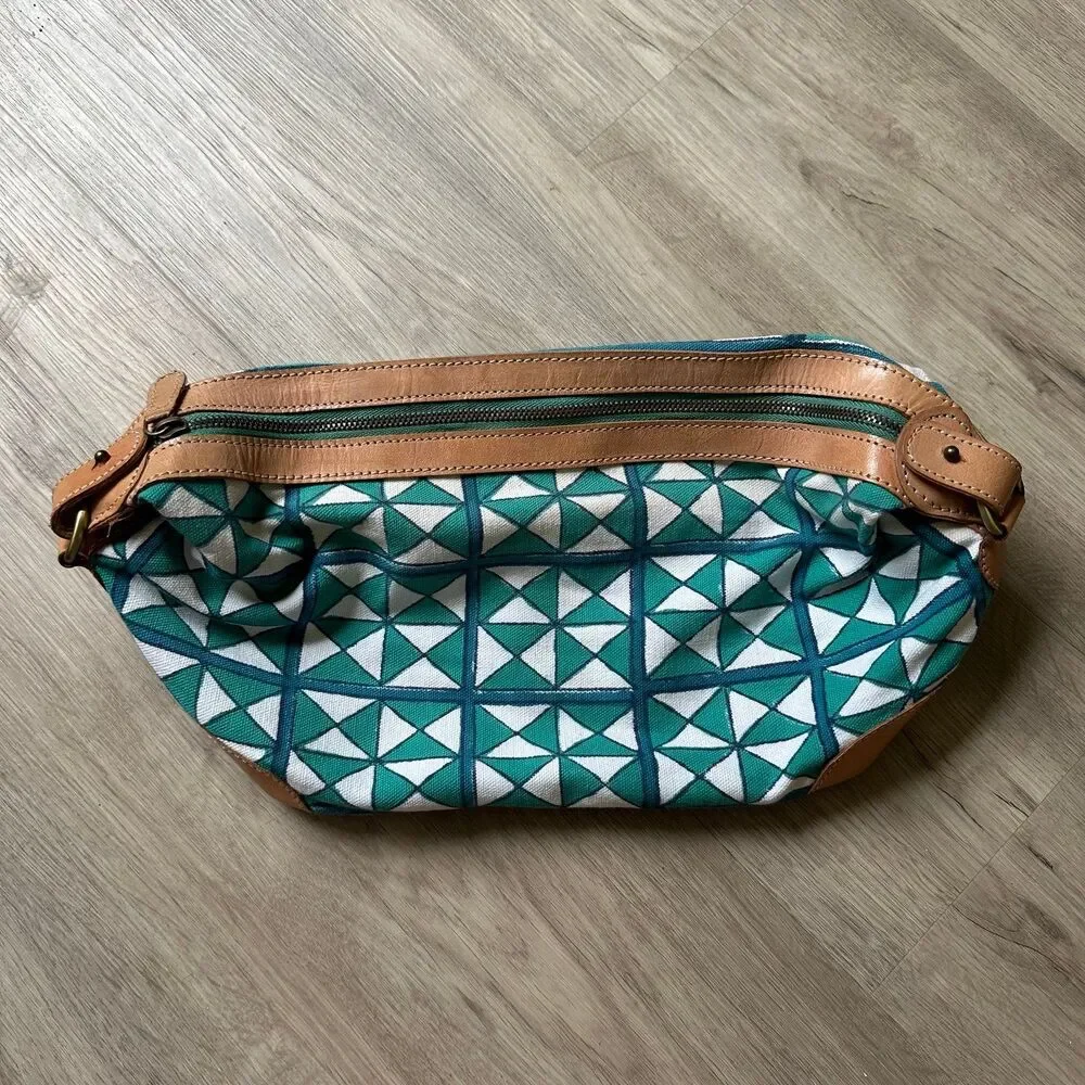 Roberta Roller Rabbit Travel Toiletry Bag Canvas Geometric Print Leather Trim